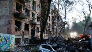 Ambasadoarea UE în Ucraina anunță că nu părăsește țara / Rusia amenință cu noi bombardamente / „UE nu pleacă nicăieri. Rămânem la Kiev”