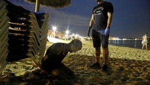 O bandă de hoți de buzunare care acționa în Mallorca deține 100 de proprietăți în România