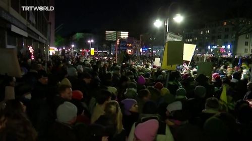 VIDEO Peste 10.000 de germani au protestat la Köln împotriva partidului de extremă dreaptă AfD