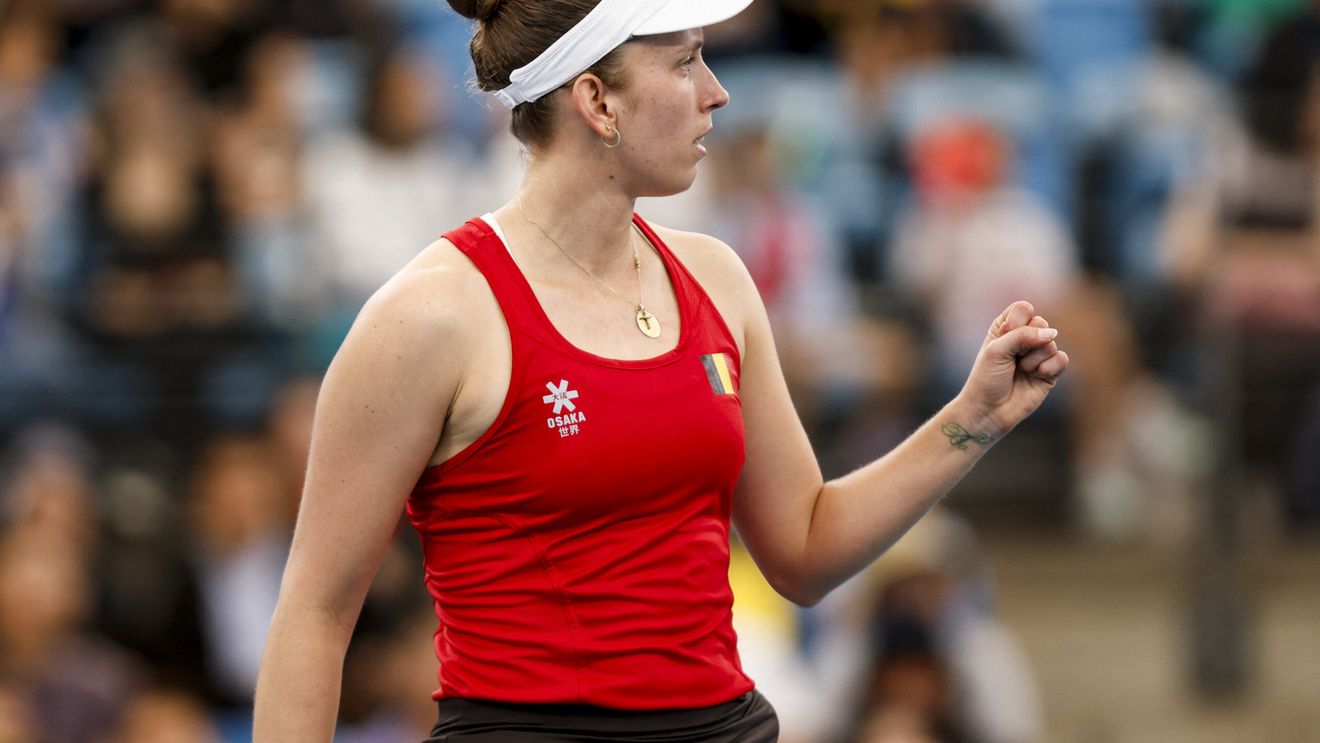 Surpriză de proporții în turul trei la Wimbledon: Elise Mertens o elimină pe Elena Rybakina, locul doi mondial și campioana din 2022