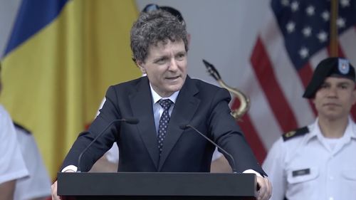 Nicușor Dan la recepția de Ziua Independenței: Independența a fost câștigată prin luptă și cu sprijinul mai multor puteri europene / Vă asigur că România își asumă pe deplin responsabilitatea pentru propria apărare și contribuie la securitatea partenerilor săi