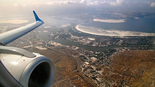 Agenţia Europeană de Siguranţă a Aviaţiei clasifică Ucraina drept zonă de conflict activ: Prezenţa şi posibila folosire a unei game ample de armament aerian şi terestru presupune un risc ridicat pentru zborurile civile la orice altitudine