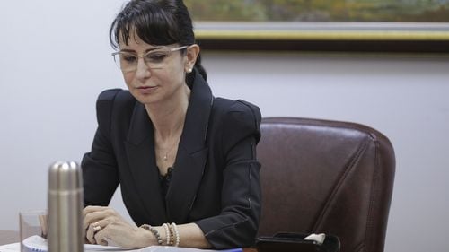 BREAKING Șefa DIICOT, Giorgiana Hosu, și-a dat demisia. La conducere rămâne adjunctul Oana Pâțu/ Predoiu: Demisia a fost motivată de preocuparea de a proteja credibilitatea instituției și a avut la bază cauze care nu îi sunt imputabile
