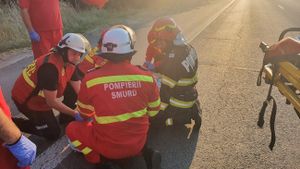 Un bărbat din Harghita, ucis de un excavator pe şantierul autostrăzii Transilvania / Șoferul excavatorului, un vrâncean, nu l-a văzut când a luat un viraj