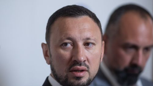 Fechet: De îndată ce vom avea raportul Corpului de Control al primului ministru, cu siguranţă vor cădea foarte multe capete / Că vor fi de la SALROM, de la Apele Române, de la Ministerul Mediului, până la urmă, aşa-i şi firesc