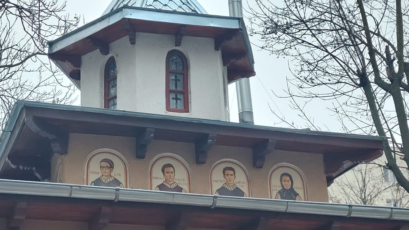 EXCLUSIV Chipurile legionarilor Radu Gyr, Valeriu Gafencu și Ilie Lăcătușu, pictate pe o capelă din Apărătorii Patriei, în București