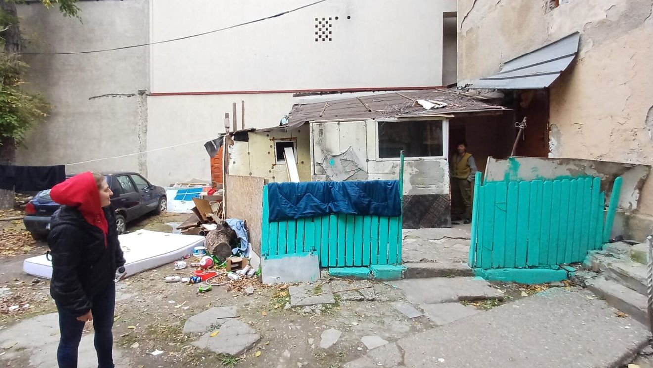 Raport ActiveWach: rata locuinţelor supraaglomerate din România este de trei ori mai mare decât media europeană