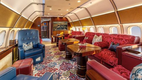 BoardingPass: Președintele Iohannis a plecat în turneul din America de Sud cu aceeași aeronavă cu care a fost în Japonia și Singapore / Avionul Boeing 737 a decolat din Constanța, luni dimineață