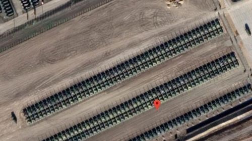 Imagini din satelit arată sute de tancuri ruseşti la frontiera cu Ucraina