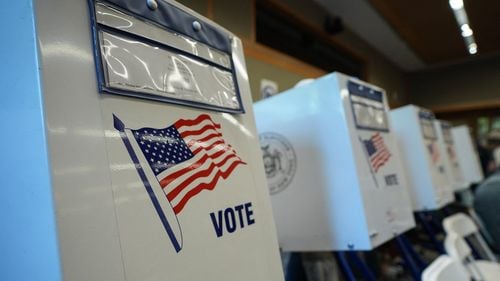 Ce știm despre controversa legată de documentele cu care pot vota americanii?