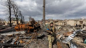 Ziua 42 de război. Putin numește masacrul de la Bucea o „provocare grosolană și cinică” / SUA impun noi sancțiuni împotriva unor importante bănci din Rusia și asupra fiicelor lui Putin / Soldații ruși, acuzați că folosesc crematorii mobile în Mariupol
