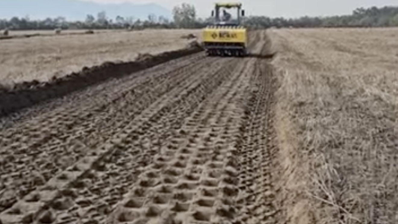 Organizarea de șantier de pe tronsonul 1 al autostrăzii Sibiu – Făgăraș se face pe terenul Bisericii Ortodoxe / Suprafața închiriată de turci este de peste 3 hectare / 400 de muncitori vor locui aici