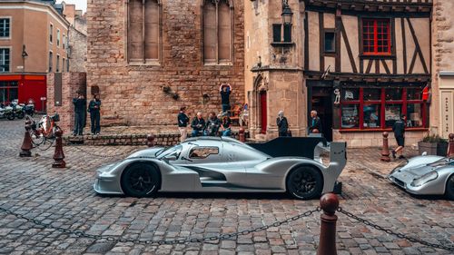 Un om a primit un hypercar Porsche unicat pe care nu-l va mai primi nimeni niciodată