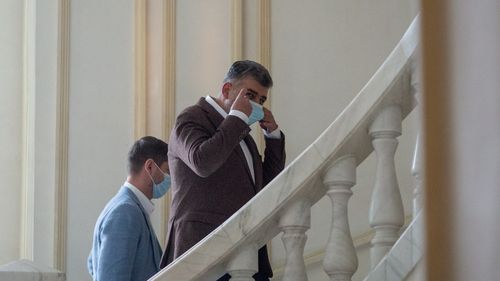 Europarlamentar PSD:  Eu sunt un pesimist că această coaliţie va funcţiona până la sfârşit/ Este clar că PSD îşi pune sub semnul întrebării poziţia de favorit numărul unu la alegerile din 2024, susține Dragoș Benea