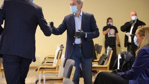 Cioloş: USR PLUS va definitiva săptămâna viitoare listele pentru parlamentare/ Vom face un filtru ca să ne asigurăm că toţi candidaţii respectă criteriile de integritate 