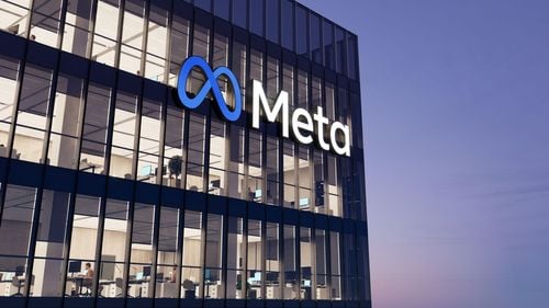 Acţiunile Meta scad cu 10%, pe fondul îngrijorărilor privind cheltuielile ridicate pentru inteligenţa artificială, în pofida rezultatelor solide din trimestrul al treilea