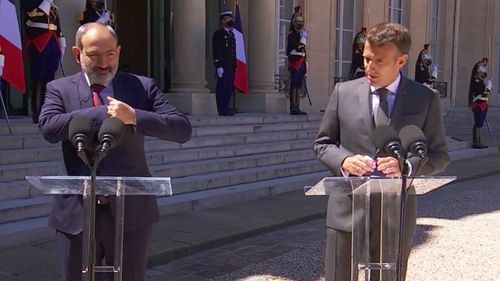 Emmanuel Macron a cerut retragerea trupelor azere de pe teritoriul armean, în cursul unei întrevederi la Paris cu premierul armean Nikol Paşinian