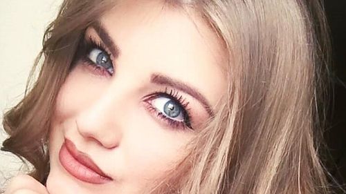 Orban, întrebat despre cântăreața care ar fi fost angajată la Ministerul Sănătății: „Vă rog să îmi puneți întrebări serioase”