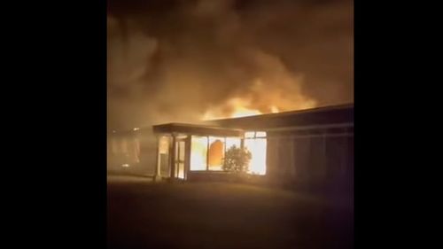 VIDEO Premierul Irlandei condamnă incendiul de la un centru de solicitanți de azil, acuzând că e vorba de un act criminal