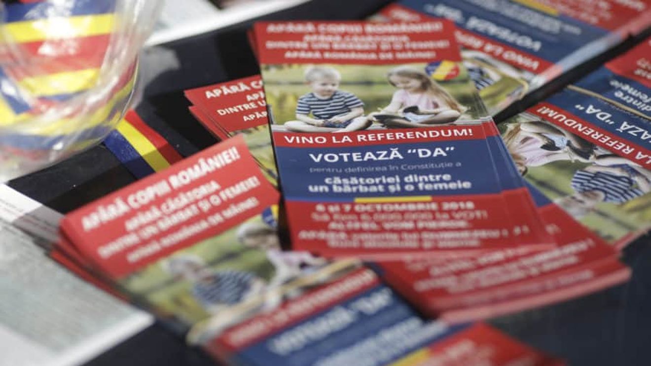 Raportare Ministerul de Interne: Dosare penale pentru infracțiuni la referendum - În Caraș, un votant a vrut să intre înarmat în secția de votare / În Prahova o persoană a anunțat că a votat de două ori