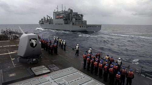 Un distrugător american a navigat în strâmtoarea Taiwan, revendicată de Beijing