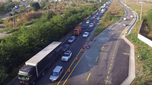Trafic oprit pe Centura Bucureşti din cauza unui accident rutier/ O persoană a fost rănită