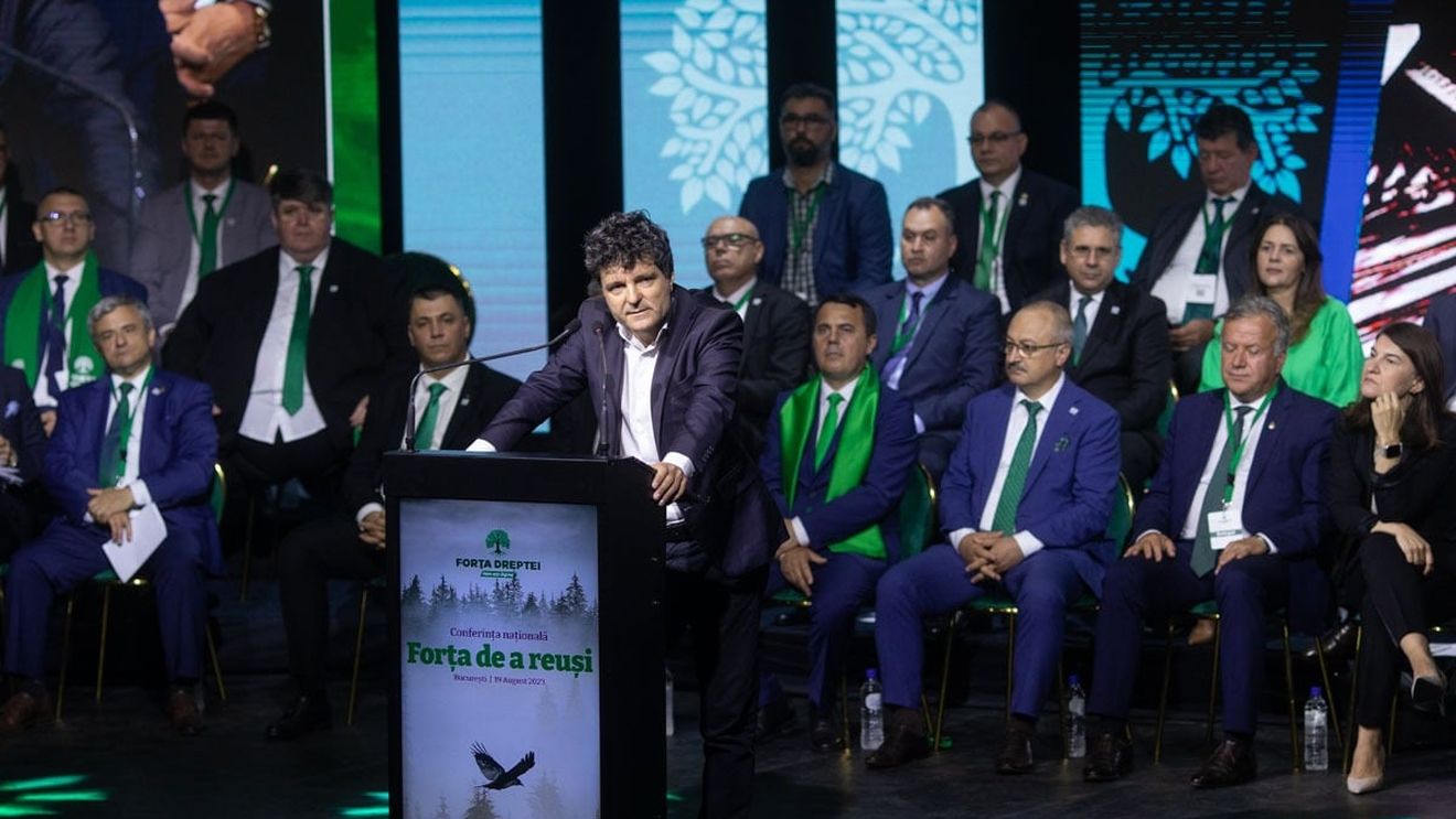 Nicușor Dan: Sunt un om de dreapta. E timpul ca dreapta să se unească pentru 2024. E datoria fiecăruia dintre noi să luptăm pentru ca următorii patru ani din viața Bucureștiului să nu încapă pe mâna PSD