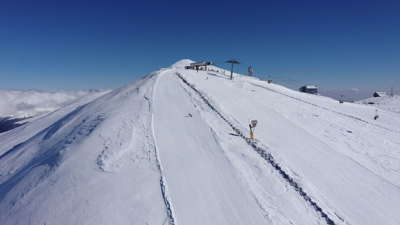 Domeniul schiabil al staţiunii Sinaia este închis, miercuri, pentru revizia instalaţiilor / Joi nu va funcţiona telecabina de la Sinaia