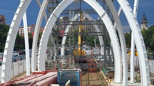 Circulaţia unor tramvaie şi autobuze va fi restricţionată în Piaţa Eroii Revoluţiei, în weekend, timp de o lună