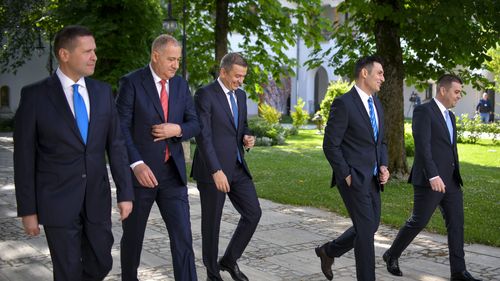 PSD acuză USR că subminează Acordul politic cerut de președinte, ce ar trebui să ducă la un nou guvern / Social democrații resping o rotativă la guvernare