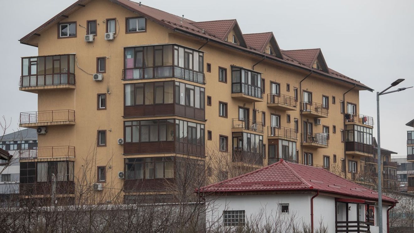 Statistică: În câți metri pătrați locuiește un român, în funcție de etnie / Maghiarii au de două ori mai mult spațiu decât românii / Președintele Centrului Maghiar din Sibiu: ”E imposibil, trebuie să fie o greșeală”