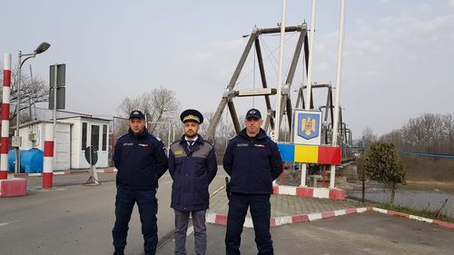Trafic blocat în punctul de trecere a frontierei Sighetu Marmaţiei în urma unei alerte cu bombă