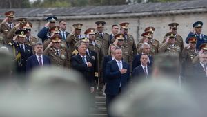 SURSE Nicolae Ciucă, luat în calcul pentru funcția de șef la SRI sau la SIE / Fostul lider PNL a demisionat fără explicații din funcția de senator / UPDATE Reacția lui Ciucă