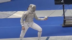 VIDEO Amalia Covaliu, campioană mondială la sabie cadete, după o finală câștigată la tușă decisivă