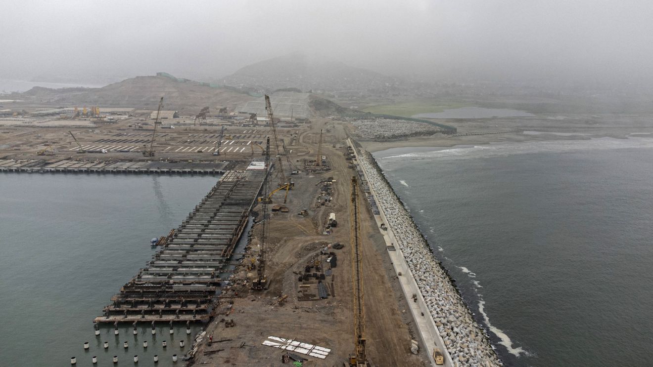 SUA vor construi o bază navală în Peru, la mai puţin de 80 de kilometri de portul construit de chinezi
