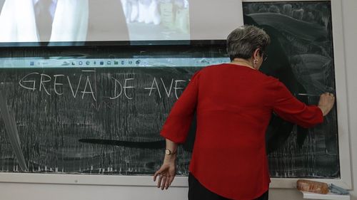 Liderul sindical Marius Nistor despre oferta de 2.500 de lei a guvernului: Mesajele care vin sunt de respingere a acestei oferte, mâine vom da un răspuns foarte clar