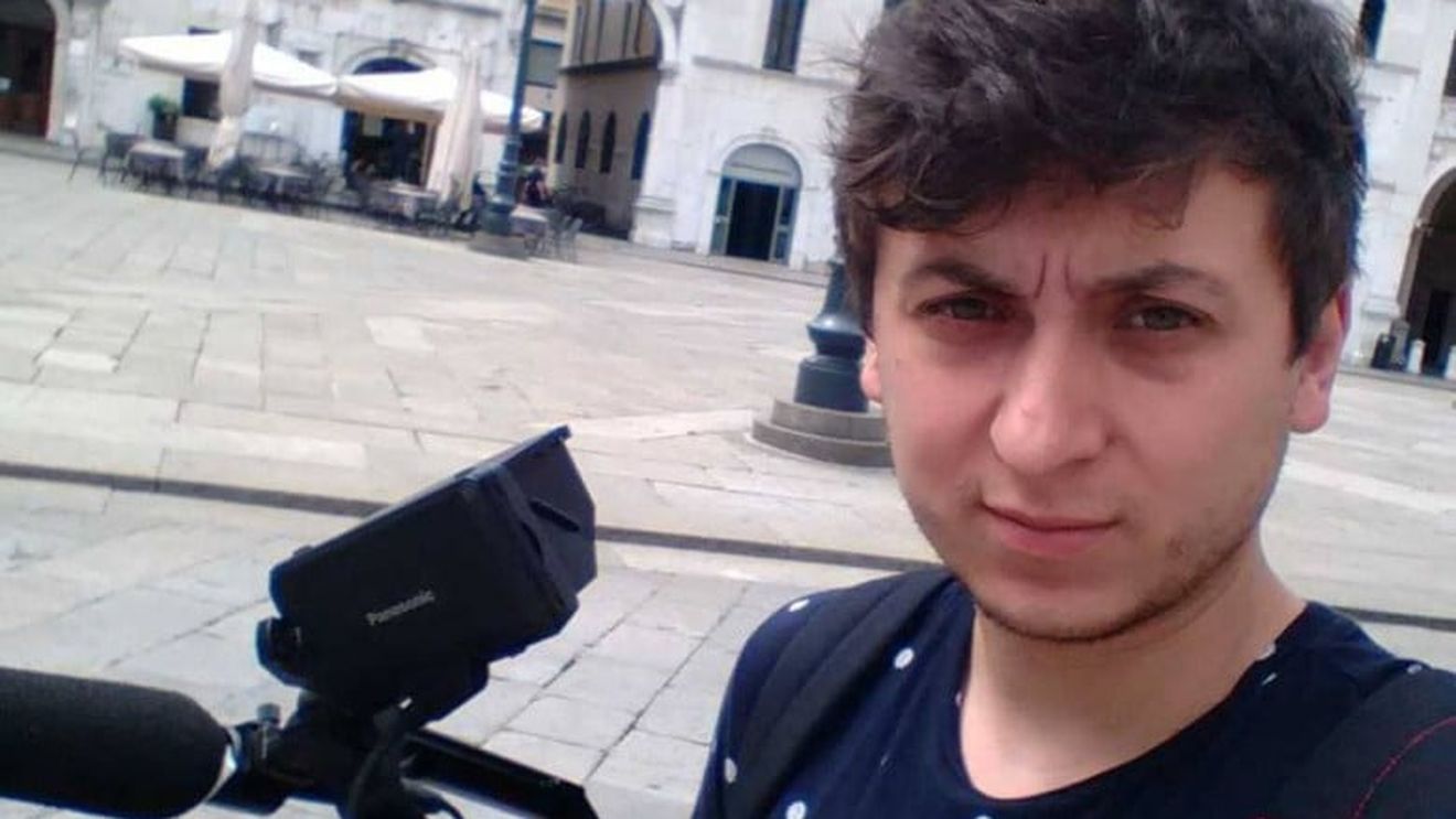Jurnalist și regizor, Mihai Dragolea a fost bătut crunt în Coșna, Suceava, în timp ce filma un material despre tăierile ilegale de pădure