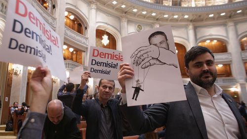 USR și PNL cer anchetă parlamentară privind ultima rectificare bugetară efectuată de Guvernul Dăncilă în 2018