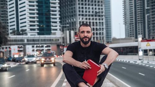 Omul de afaceri Ştefan Mandachi a vândut compania şi marca Spartan pentru 20,3 milioane euro. El anunţă că va investi 3 milioane de euro în educaţie online şi tehnologie