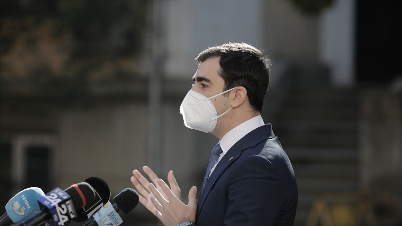 Ministrul Economiei: Cei care au divulgat date cheie, procentul de cofinanţare de la limita eligibilităţii, au comis fapte penale şi vor suporta consecinţele/ Statul român suferă de sindromul Cernobîl, vedem o problemă, dar nu zicem nimic