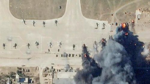 VIDEO Aeroportul Herson: Cum arată o bază militară a rușilor după ce a fost atacată de ucraineni