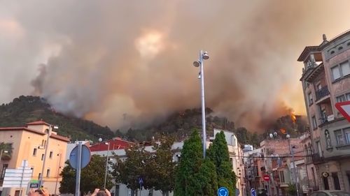 VIDEO Incendiul din Catalonia a distrus în acest weekend peste 400 de hectare de pădure, fiind în acest moment stabilizat