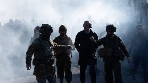 Jens Stoltenberg avertizează că situația din Ucraina poate scăpa de sub control: ”Ar deveni un război între Rusia și NATO/ Un război total este o posibilitate reală/ Putin vrea să înghețe războiul, pentru o ofensivă mare în primăvară”