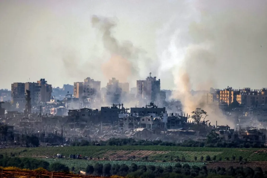 fasia gaza, racheta, rachete, razboi israel, hamas, palestina, bombardamente israeliene, orientul mijlociu, fum, explozie, lovitura, atac aerian, hamas