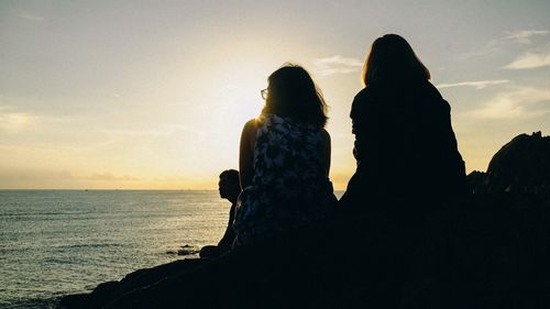 Raport UE: Cum s-au ocupat guvernele europene de sănătatea mintală a tinerilor, în cei 2 ani de pandemie/ România: un proiect de 2,5 milioane euro, derulat de Ministerul Sănătății