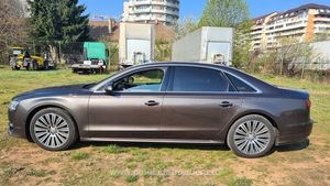 FOTO Audi A8, de 40.000 de euro, oprit la Borș II. Autoturismul a fost furat din Germania