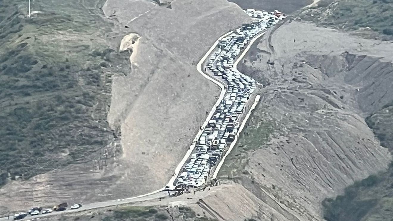 Un acord de pace între Armenia şi Azerbaidjan este „la îndemână”, afirmă premierul Paşinian