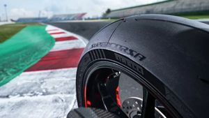 Cele mai performante anvelope de curse pentru motociclete: tehnologii de circuit aduse pe șosea