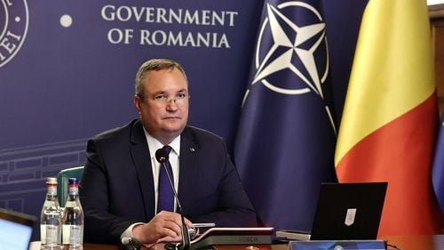 Premierul Ciucă își continuă campania de imagine: România este ţara cu cea mai mare creştere economică dintre toate statele membre ale Uniunii Europene / Marile riscuri pe care premierul le trece sub tăcere