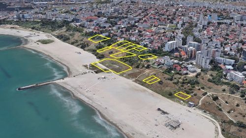 Primăria Constanța a emis 12 certificate de urbanism în ultimii 2 ani, pe coasta care desparte orașul de mare/ Primul pas spre construcții de 20 de metri înălțime pe taluzul care a stârnit controverse puternice pe vremea lui Mazăre (presa locală)